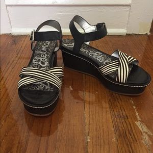 Black Sam Edelman Platform Sandals—size 9